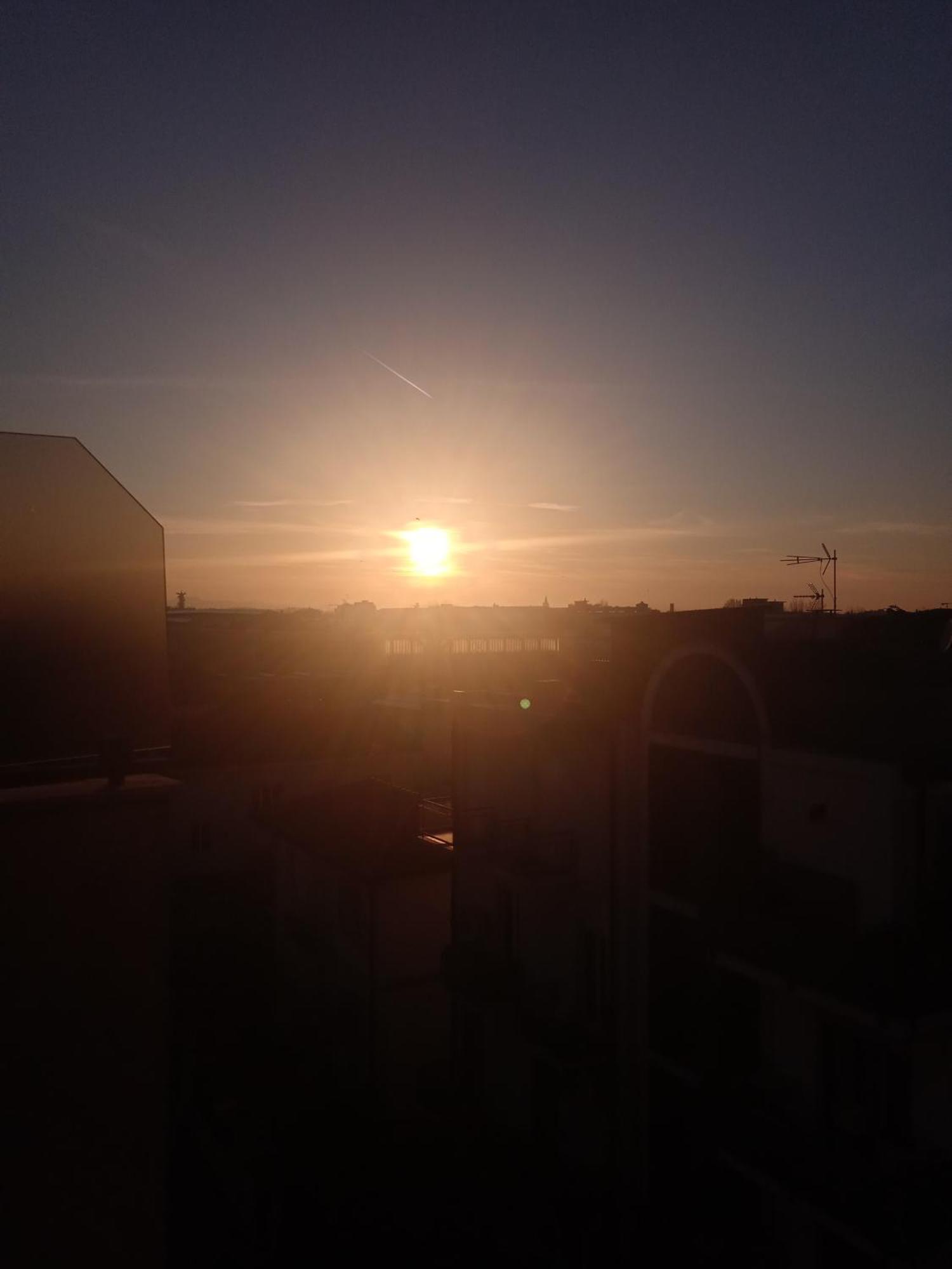 Apartamento Il Tramonto Rímini Exterior foto